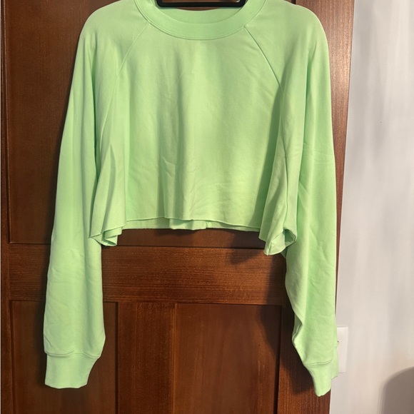 Alo yoga double take women's pullover size medium neon green never worn - Picture 1 of 8